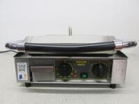 Roller Grill Panini Single Ribbed Top & Flat Base Contact Grill, Model Panini VCL/M.