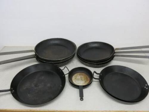 11 x Assorted Sized Frying Pans to Include: 6 x Vogue & 5 Others.