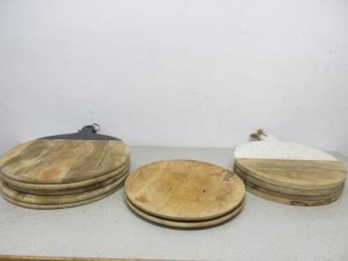 9 x Pizza Serving Dishes (4 Marble & Wood) & 2 x Wooden Others.