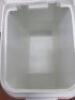 Rubbermaid Mobile Ingredient Bin with Metal Scoop. - 3