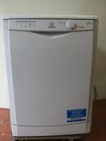 Indesit Dishwasher, Model DFG15B1