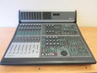 Digidesign D-Command Mixer Console, Model D-Command Main, S/n ACAUC03300012D, DOM 08/10.