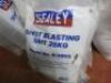 7 x Bags of Sealey 25kg Shot Blasting Grit. Model B/25kg. - 2