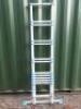 MaCallister Telescopic Extension Ladder, H3.8m, Max Capacity 150kg. - 2