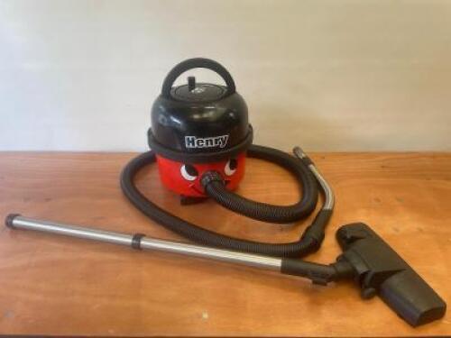 Henry Hoover, Model HVR160-11 with Hose & Attachment.