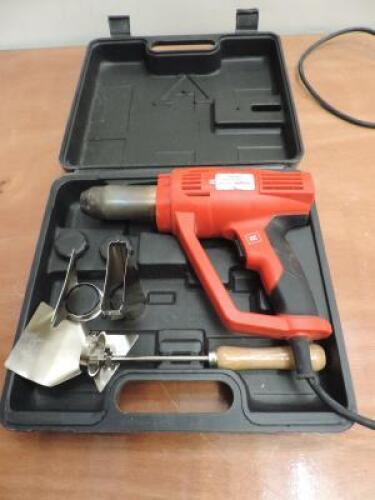 Einhell Heat Gun, Model TH-HA 2000/1, DOM 08/2018. Comes with Carry Case & Attachments.