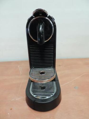 Nespresso Coffee Machine, Model D112.