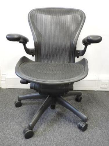 Herman Miller Aeron Ergonomic Adjustable Mesh Office Chair in Graphite Grey with Adjustable Arm Rests & Leather Padded Arm Caps, Size B.