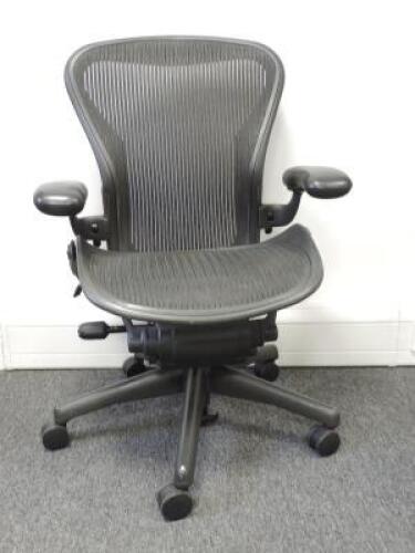 Herman Miller Aeron Ergonomic Adjustable Mesh Office Chair in Graphite Grey with Adjustable Arm Rests & Leather Padded Arm Caps, Size B.