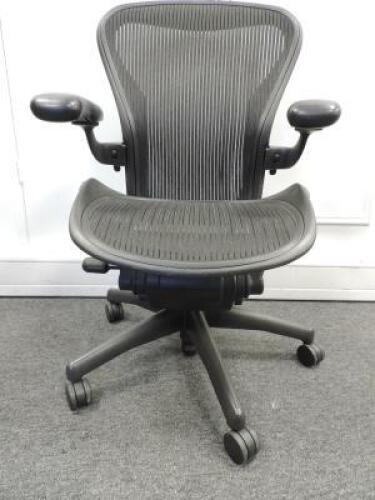 Herman Miller Aeron Ergonomic Adjustable Mesh Office Chair in Graphite Grey with Adjustable Arm Rests & Leather Padded Arm Caps, Size B.