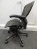 Herman Miller Aeron Ergonomic Adjustable Mesh Office Chair in Graphite Grey with Adjustable Arm Rests & Leather Padded Arm Caps, Size B. - 2