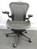 Herman Miller Aeron Ergonomic Adjustable Mesh Office Chair in Graphite Grey with Adjustable Arm Rests & Leather Padded Arm Caps, Size B.