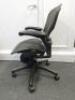 Herman Miller Aeron Ergonomic Adjustable Mesh Office Chair in Graphite Grey with Adjustable Arm Rests & Leather Padded Arm Caps, Size B. - 2