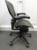 Herman Miller Aeron Ergonomic Adjustable Mesh Office Chair in Graphite Grey with Adjustable Arm Rests & Leather Padded Arm Caps, Size B. - 2