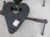 4 x 2Ton ACE Girder Clamps, DOM 12/2013. NOTE: included on test certificate from company. - 3