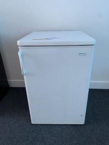 Frigidaire Under Counter Refrigerator with Freezer Box, Model R4801.