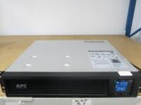 Rackmount APC Smart-Ups C1000, Model SMC1000I-2UC.