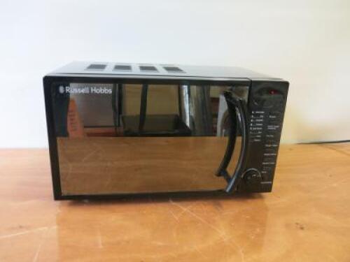 Russell Hobbs 700w Microwave Oven, Model RHM1714B.
