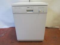 Bosch ClassiXX Free Standing Dish Washer, Model Electronic . Size H84cm x W60cm x D60cm.