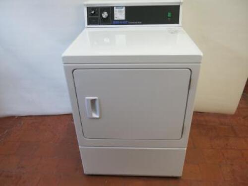 Girbau Global Laundry Solutions Econ-O-Dry Commercial Dryer,Model KDEMNRGS303UW01, S/N 1909035358, 8.2kg Load Capacity.Size H108cm x W69cm x D75cm.NOTE: plug required 