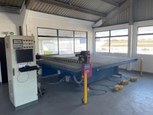 Maco Tec CNC Master Shape Float Glass Automatic Shape Cutting Table with Travel Support, Model MS-3, S/N 222/01, DOM 25/02/2001. Table Size 3700mm x 3000mm.