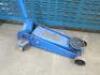 2 Tonne Car Trolley Jack. NOTE: handle complete. - 2