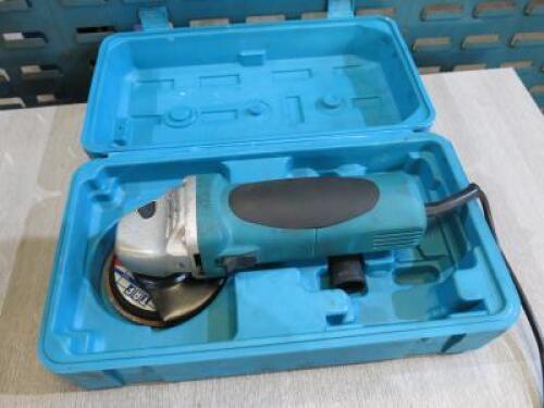 Corded 250v Angle Grinder in Case.