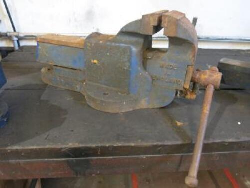 Record No24 Engineers Vice with Quick Release.