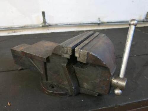 Clarke Engineers Vice.