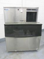 Hoshizaki Ice Maker, Model IM-240DNE-HC, S/N H00159L. Comes with Twin Hoshizaki Water Filtration Cartridges. Size H162cm x W123cm x D83cm.