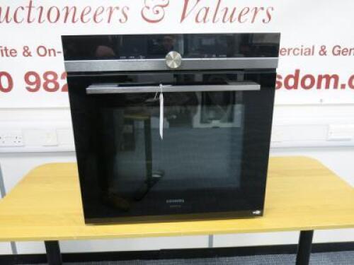 Siemens Studio Line iQ700, HN878G4B6B/53 Built in Oven with Added Steam & Microwave Function with Wi-Fi, Meat Probe & Tray. New/Unused Ex Showroom Display. RRP £1429.00. (See Lot 28).