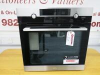 AEG Steambake Pyrolytic Oven, Type 71-BRF-03-AG, E/nr BPK55632PM. New/Unused Ex Showroom Display. Comes with 1 Tray. RRP £750.