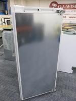 Neff Integrated Fridge, Type KIRR291, E/nr KI1413F30G-05, Size H122cm. New/Unused Ex Showroom Display. RRP £590.