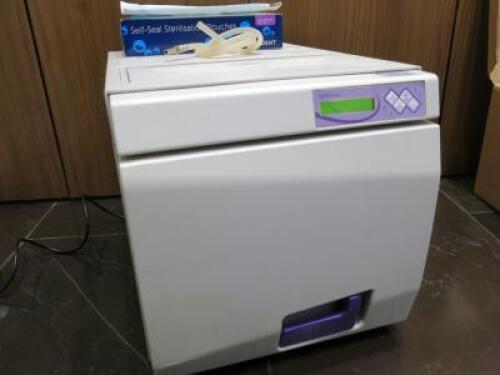 Woson Steam Sterilizer, Model TANCO SL, S/N 1609KC0017, DOM 09/2016. Comes with 3 Metal Trays & 1 x Box of Unodent Self Seal Sterile Pouches.