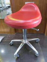 Maletti Red Faux Leather Height Adjustable Beauticians Stool on Chrome Base. NOTE: height adjustment does not work.