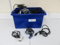 40 x Blue & White VGA Cables (CRATE NOT INCLUDED).