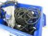 40 x Blue & White VGA Cables (CRATE NOT INCLUDED). - 4