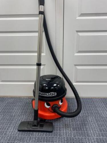 Numatic Vacuum, Model NRV200-21 with Hose & Attachment.
