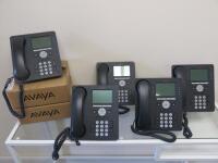 7 x Avaya Digital Corded Telephone Handsets in Charcoal Grey, Model 9508 (Includes Two Boxed New).