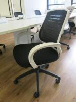 8 x Black & White Office Swivel Chairs.