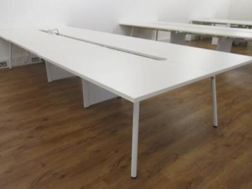 6 Position White Melamine Pod Desk. Size W140 x D75cm.