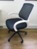 8 x Black & White Office Swivel Chairs. - 3