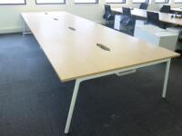 8 Position Beech Top on White Frame Pod Desk with Power Units. Desk Size W130 x D80cm.