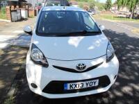 KX13 YOY: Toyota Aygo VVT-I ICE, 3 Door Hatchback in White. Petrol, 998cc, Manual 5 Gears. Mileage 65,500. First Registered April 2013. MOT Expires October 2022, ULEZ Compliant. Comes with Logbook, 2 x Keys, Service & Warranty (Expires October 2022).